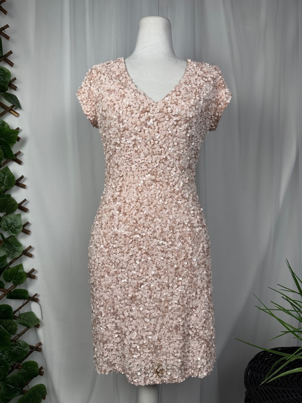 Stunning Sequin V-Neck Midi Dress in Blush Pink 100% Silk Parker Black lined